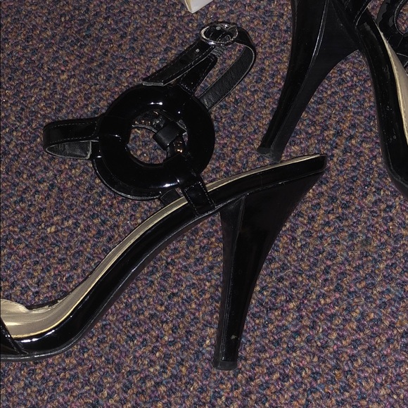 Black Calvin Klein heels - Picture 4 of 4